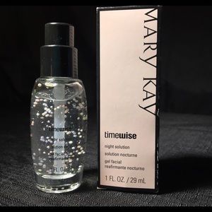 Oil free night solution for renewal